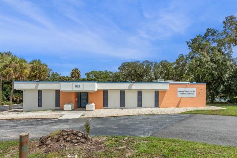 Propiedad comercial en venta en Eustis, Florida, 421.22 m2 № 1717038 - foto 4