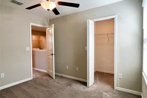 Casa en alquiler en Tampa, Florida, 4 dormitorios, 167.69 m2 № 2111267 - foto 18