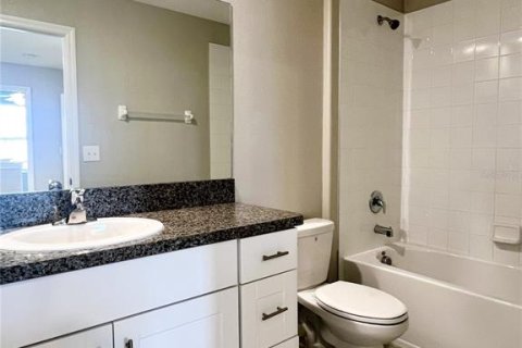 Casa en alquiler en Tampa, Florida, 4 dormitorios, 167.69 m2 № 2111267 - foto 15