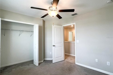Casa en alquiler en Tampa, Florida, 4 dormitorios, 167.69 m2 № 2111267 - foto 13
