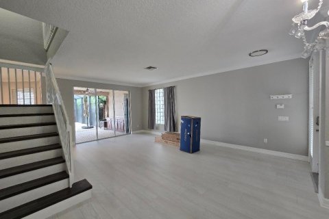 Casa en alquiler en Boynton Beach, Florida, 5 dormitorios, 273.23 m2 № 2078246 - foto 5