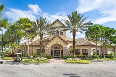 Casa en alquiler en Boynton Beach, Florida, 5 dormitorios, 273.23 m2 № 2078246 - foto 28