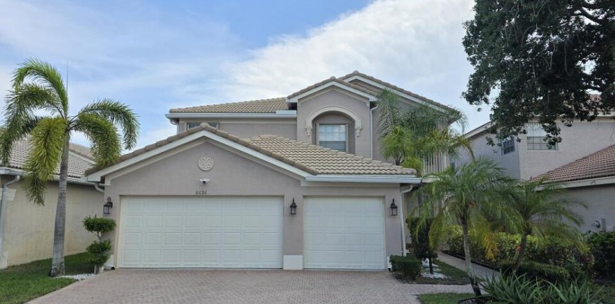 Casa en Boynton Beach, Florida 5 dormitorios, 273.23 m2 № 2078246