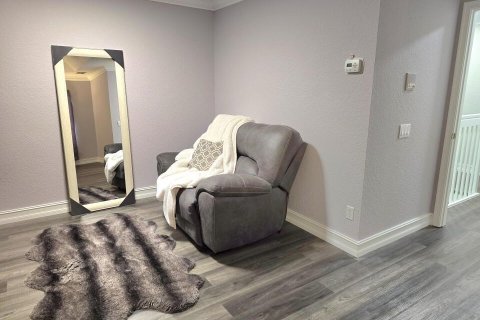 Casa en alquiler en Boynton Beach, Florida, 5 dormitorios, 273.23 m2 № 2078246 - foto 13