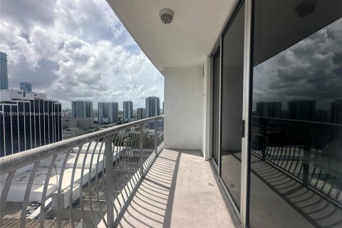 Condo in Miami, Florida  № 1945518 - photo 8