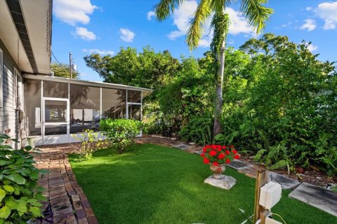Villa ou maison à vendre à Bradenton, Floride: 3 chambres, 239.97 m2 № 2434485 - photo 23