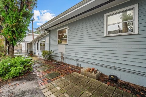 Villa ou maison à vendre à Bradenton, Floride: 3 chambres, 239.97 m2 № 2434485 - photo 22