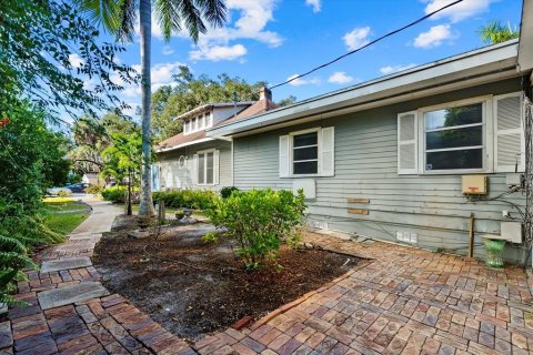 Villa ou maison à vendre à Bradenton, Floride: 3 chambres, 239.97 m2 № 2434485 - photo 29