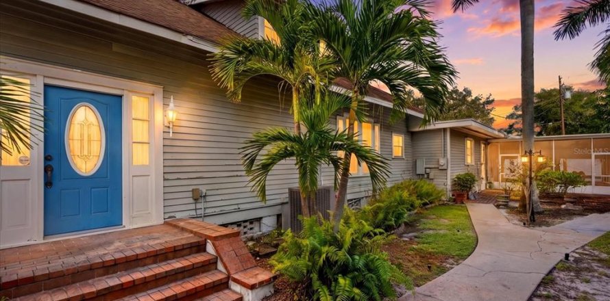 Villa ou maison à Bradenton, Floride 3 chambres, 239.97 m2 № 2434485