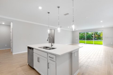 Casa en venta en Port Charlotte, Florida, 3 dormitorios, 226.96 m2 № 1723023 - foto 8