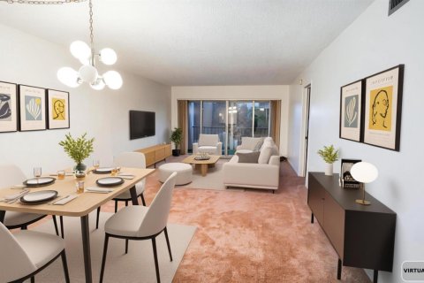 Condo in Lauderhill, Florida, 2 bedrooms  № 2178198 - photo 19
