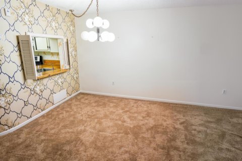 Condo in Lauderhill, Florida, 2 bedrooms  № 2178198 - photo 16