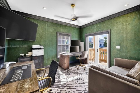 House in Fort Lauderdale, Florida 3 bedrooms, 270.07 sq.m. № 1922479 - photo 30
