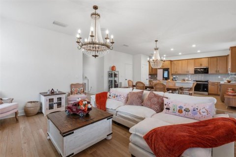 Villa ou maison à vendre à Davenport, Floride: 5 chambres, 221.76 m2 № 2425925 - photo 13