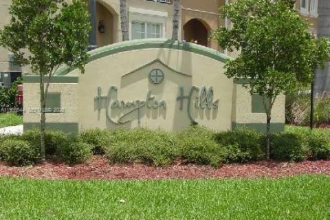 Adosado en Tamarac, Florida 3 dormitorios, 134.34 m2 № 2010470