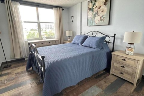 Copropriété à louer à Pompano Beach, Floride: 2 chambres, 87.51 m2 № 2282468 - photo 22