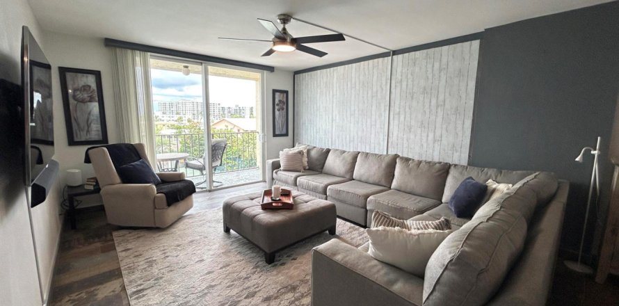 Condo à Pompano Beach, Floride, 2 chambres  № 2282468