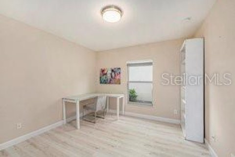 House in Tampa, Florida 4 bedrooms, 200.02 sq.m. № 1509174 - photo 16