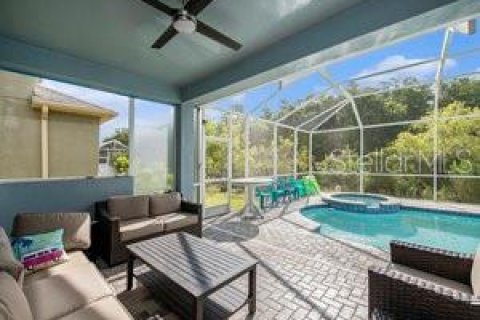 House in Tampa, Florida 4 bedrooms, 200.02 sq.m. № 1509174 - photo 21