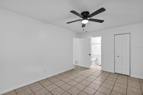 Apartment in Ocala, Florida 1 bedroom, 48.77 sq.m. № 1910434 - photo 12
