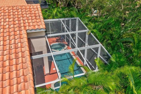 House in Sarasota, Florida 3 bedrooms, 170.1 sq.m. № 2398586 - photo 2