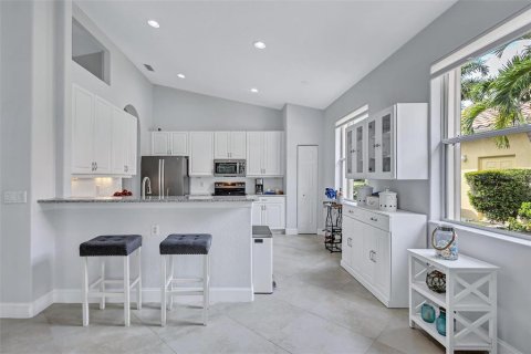 House in Sarasota, Florida 3 bedrooms, 170.1 sq.m. № 2398586 - photo 19