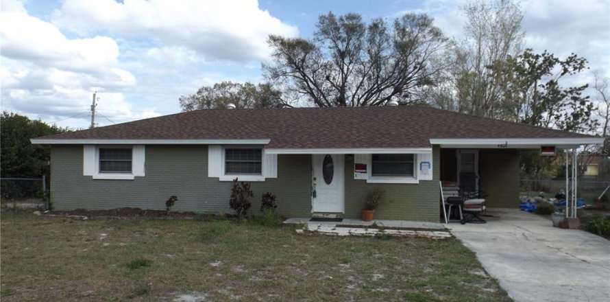 House in Lake Wales, Florida 2 bedrooms, 111.48 sq.m. № 1513226