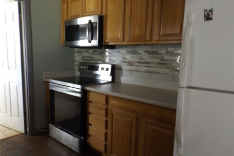 House in Lake Wales, Florida 2 bedrooms, 111.48 sq.m. № 1513226 - photo 12