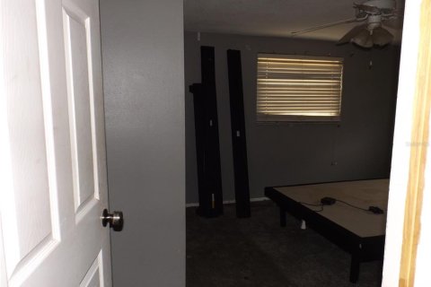 House in Lake Wales, Florida 2 bedrooms, 111.48 sq.m. № 1513226 - photo 3