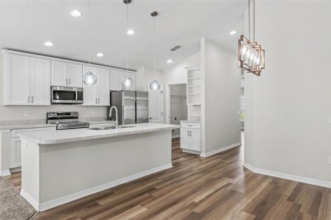 Casa en venta en Lakeland, Florida, 4 dormitorios, 180.23 m2 № 2157349 - foto 11