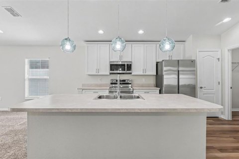 Casa en venta en Lakeland, Florida, 4 dormitorios, 180.23 m2 № 2157349 - foto 12