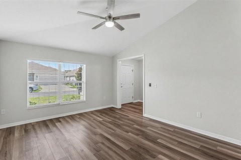 Casa en venta en Lakeland, Florida, 4 dormitorios, 180.23 m2 № 2157349 - foto 6