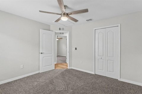 Casa en venta en Lakeland, Florida, 4 dormitorios, 180.23 m2 № 2157349 - foto 30