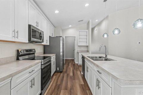 Casa en venta en Lakeland, Florida, 4 dormitorios, 180.23 m2 № 2157349 - foto 9