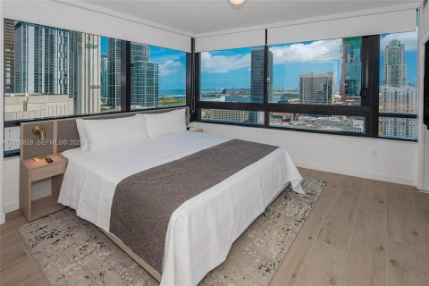 Купить кондоминиум в Майами, Флорида 2 спальни, 64.66м2, № 2145717 - фото 2