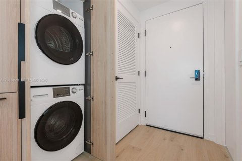 Купить кондоминиум в Майами, Флорида 2 спальни, 64.66м2, № 2145717 - фото 30