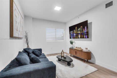 Appartement à louer à Miami, Floride: 2 chambres № 1999954 - photo 11