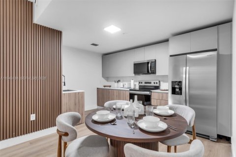 Appartement à louer à Miami, Floride: 2 chambres № 1999954 - photo 5