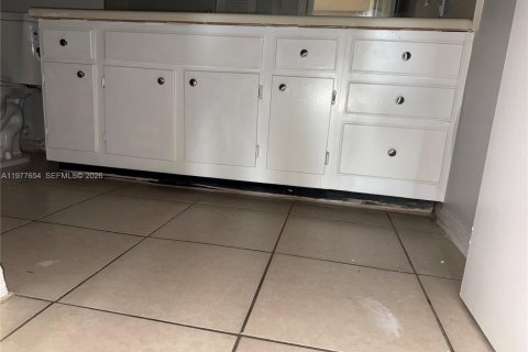 Снять в аренду кондоминиум в Маргит, Флорида 1 спальня, 66.15м2, № 2079516 - фото 26