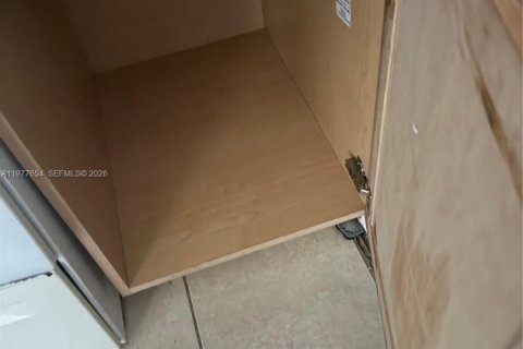 Снять в аренду кондоминиум в Маргит, Флорида 1 спальня, 66.15м2, № 2079516 - фото 13