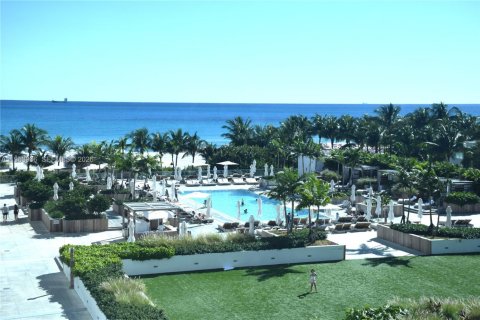 Condo in Miami Beach, Florida  № 2081066 - photo 3