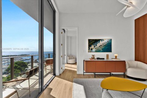 Condo in Miami, Florida, 2 bedrooms  № 2087875 - photo 3