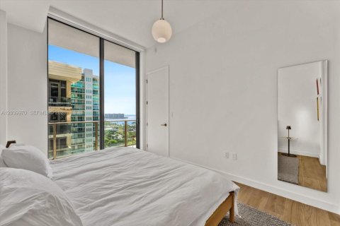 Condo in Miami, Florida, 2 bedrooms  № 2087875 - photo 14