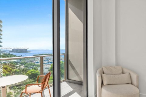 Condo in Miami, Florida, 2 bedrooms  № 2087875 - photo 19