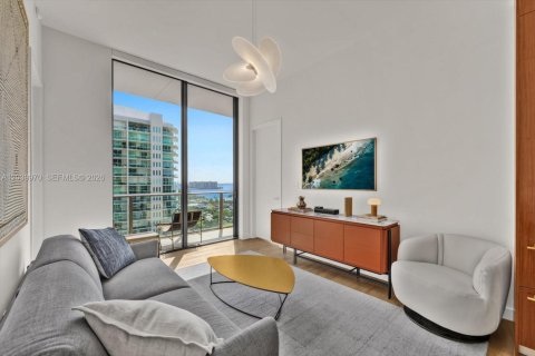 Condo in Miami, Florida, 2 bedrooms  № 2087875