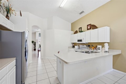 Casa en venta en Kissimmee, Florida, 4 dormitorios, 182.09 m2 № 2220529 - foto 13