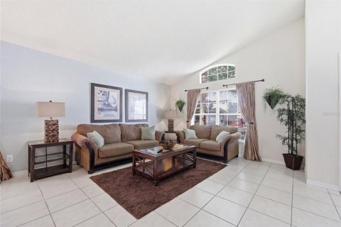 Casa en venta en Kissimmee, Florida, 4 dormitorios, 182.09 m2 № 2220529 - foto 7