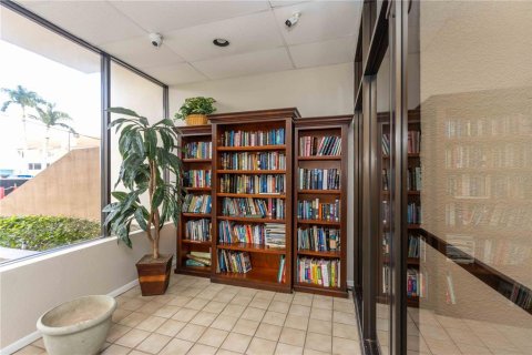 Condo in Clearwater, Florida, 1 bedroom № 2101559 - photo 26