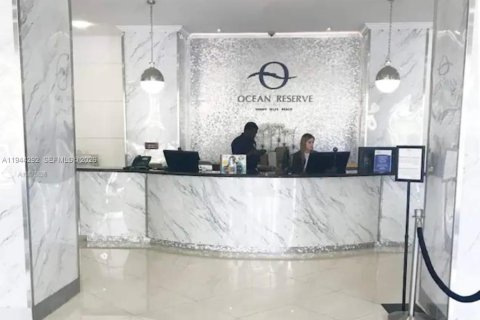 Condo in Sunny Isles Beach, Florida, 1 bedroom  № 2088793 - photo 8