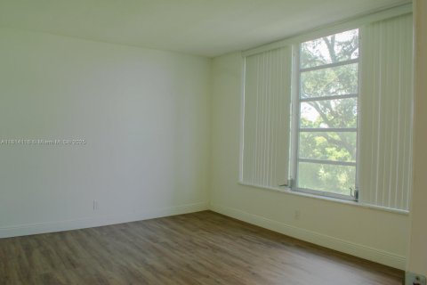 Copropriété à louer à Pompano Beach, Floride: 2 chambres, 102.19 m2 № 1938775 - photo 25